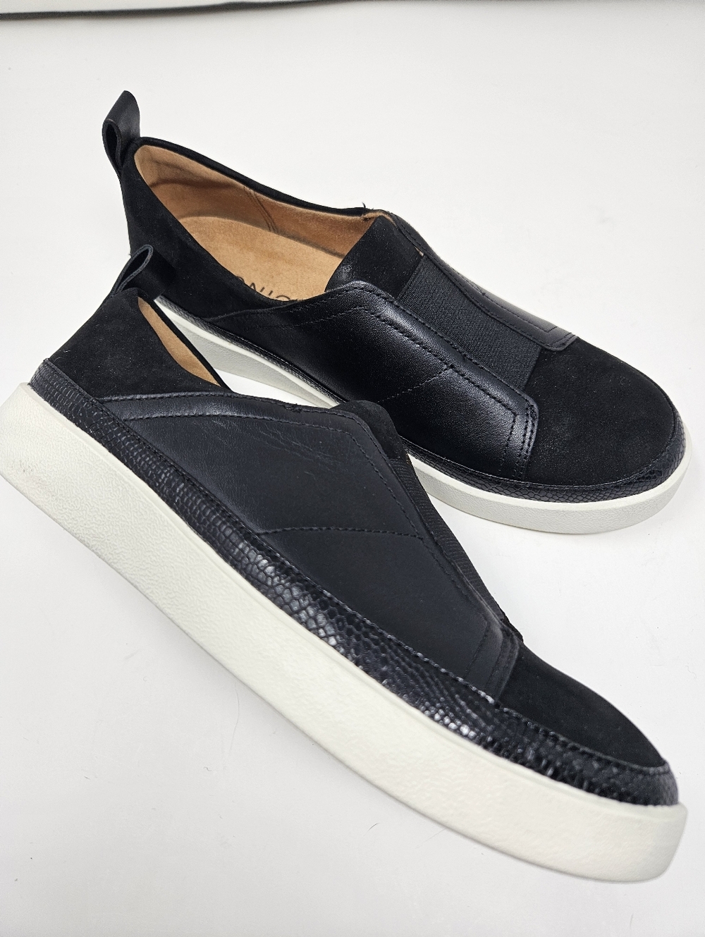 Vionic Zinah Black Leather Loafer Flats Womens 7 Coastal Summer Casual